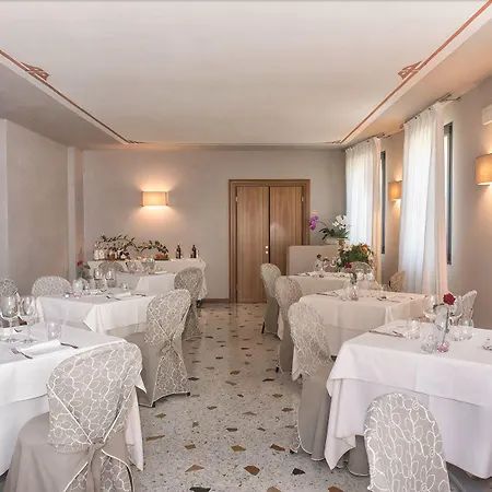 Wine San Giacomo Activity & Wellness Hotel 4*