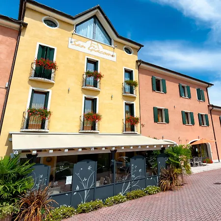 Wine San Giacomo Activity & Wellness Hotel 4*